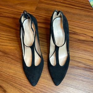 Black suede Nine West T strap pumps